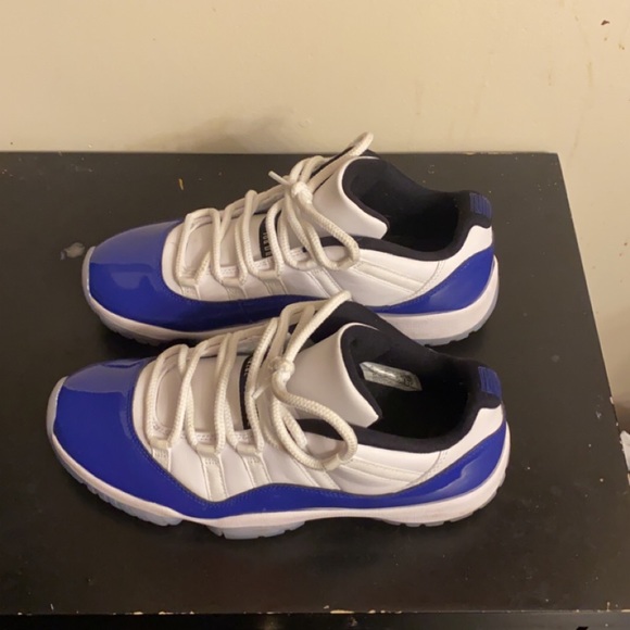Jordan 11 lowtop - Picture 2 of 4